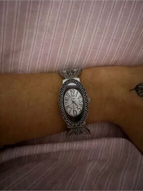 Silver-Tone Oval Women's Bracelet Watch with Decorative Accents